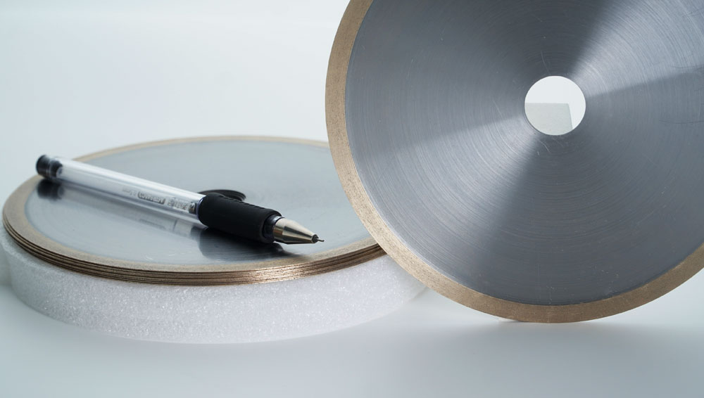 Metal bond cutting wheels 
