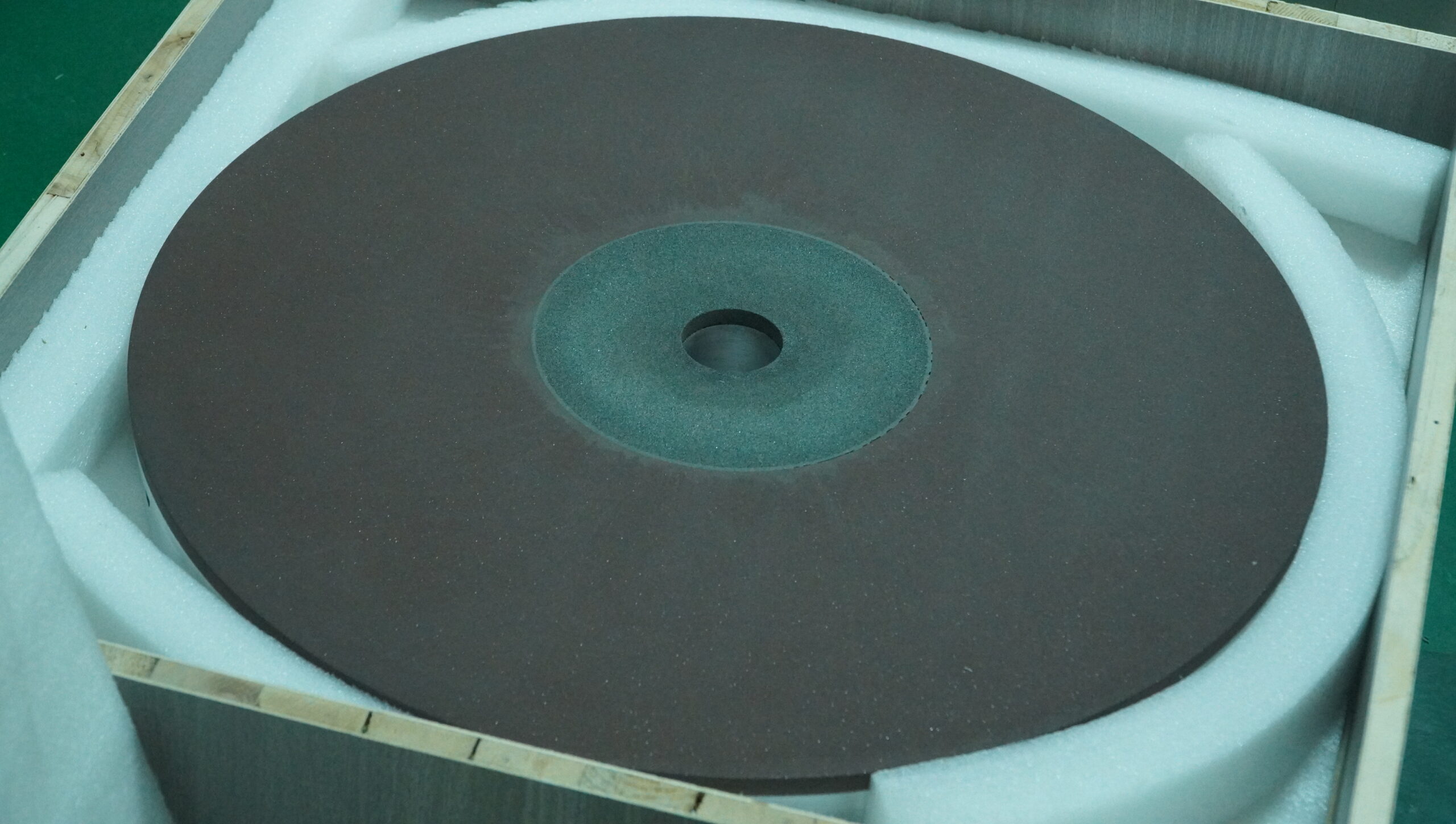 Grinding wheel wear resistance