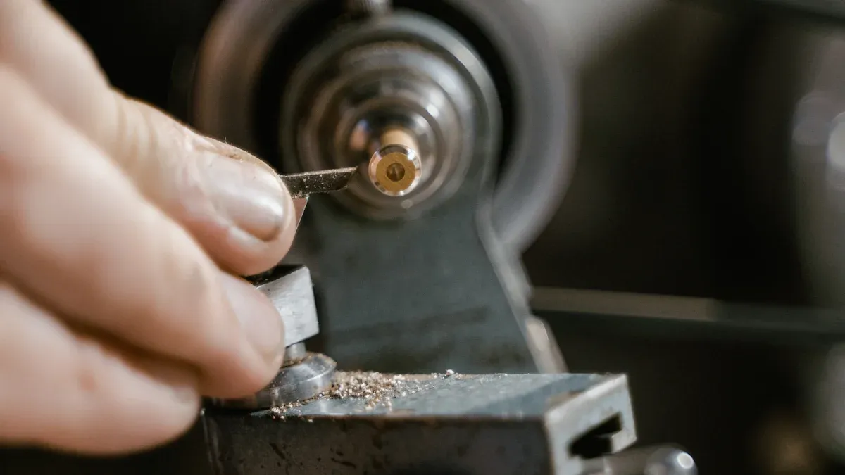 Aerospace: High Performance Grinding for Critical Parts